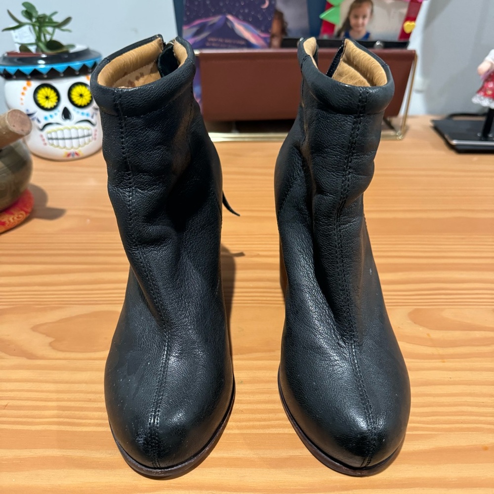 Jeffrey Campbell Chunky Heel Black Leather Ankle Boots - Picture 3 of 5